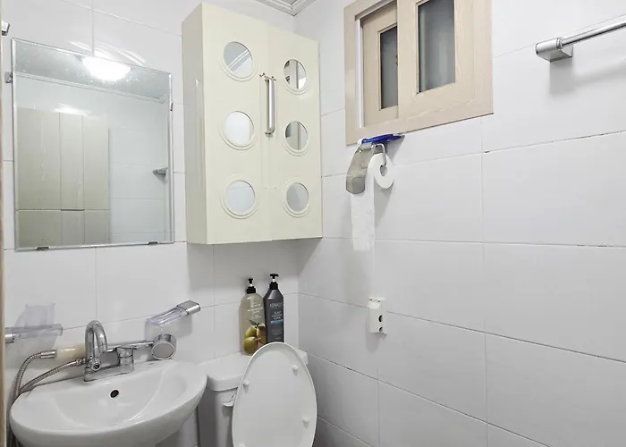 Daire J 9-minute Walk From Nakseongdae Station, Quiet Neighborhood *