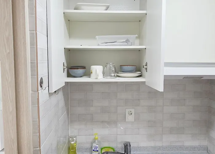 Daire J 9-minute Walk From Nakseongdae Station, Quiet Neighborhood Seul